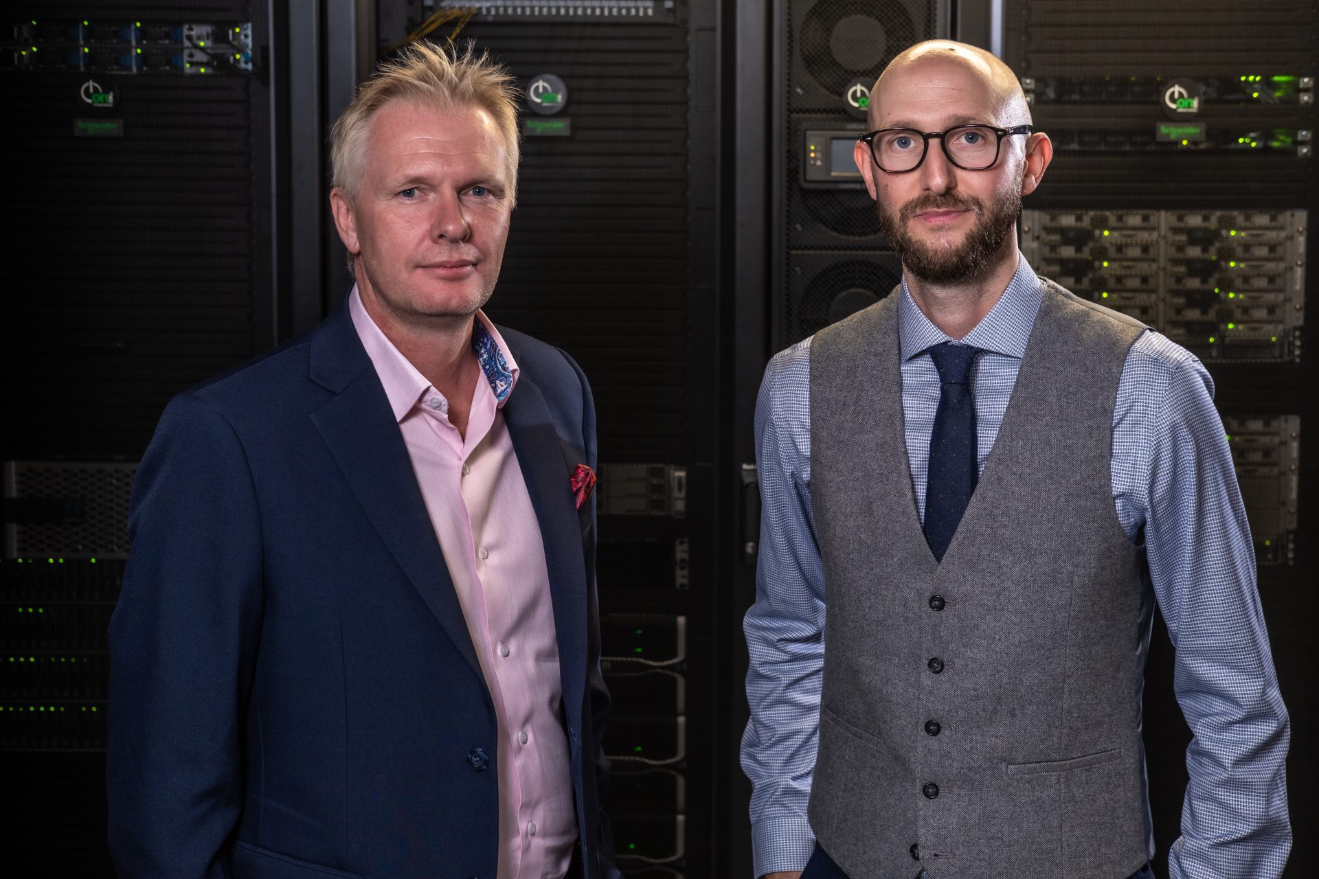Professor-Tom-Jackson-and-Professor-Ian-Hodgkinson