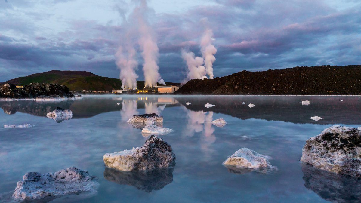 Svartsengi-Geothermal-Power-Plant