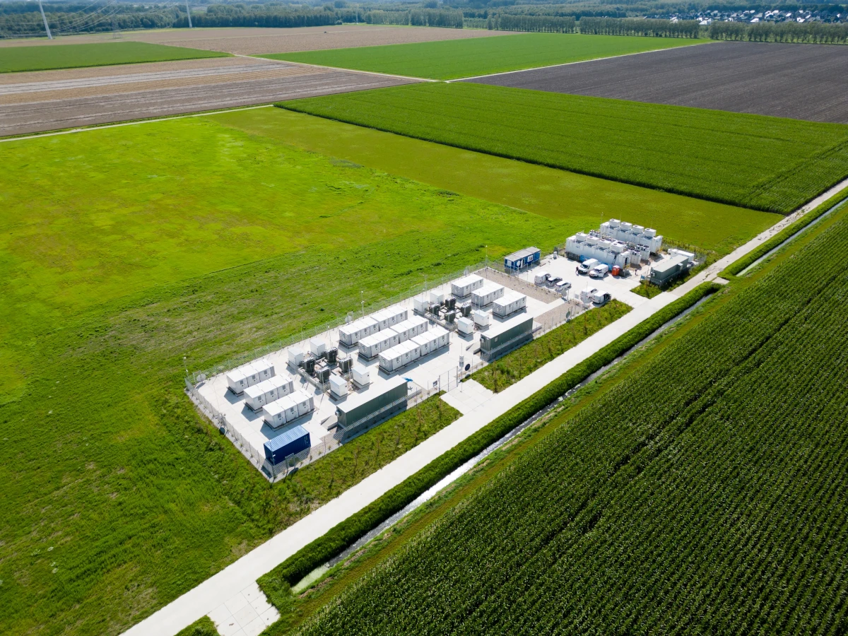 Batteries-for-energy-storage-in-Flevopolder