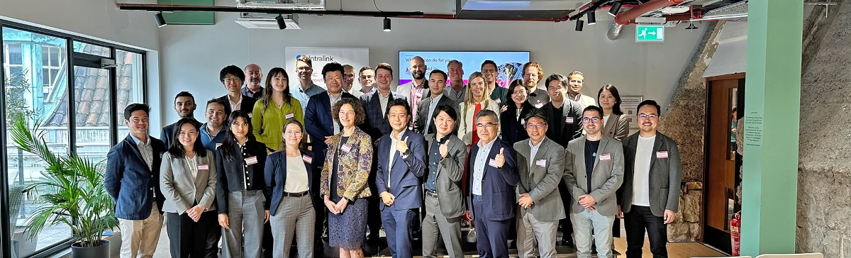Shimizu-pitch-group-at-UK-APAC-Tech-Growth-Programme-reverse-pitch